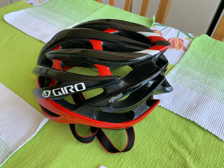 Prodám: helma Giro Atmos II - bazar - Bike-forum.cz