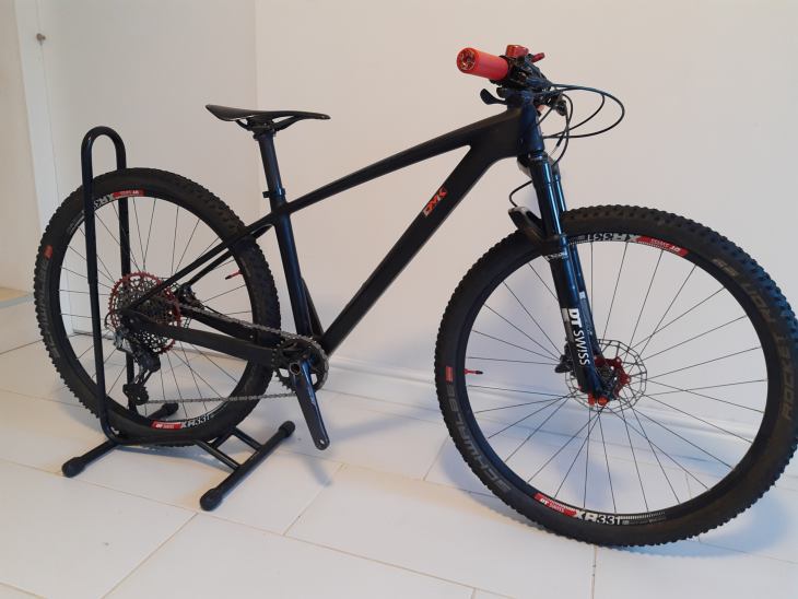 Prodám: Predám juniorsky závodný bicykel veľkosť 27.5 ... hmotnosť 8,30kg -  bazar - Bike-forum.cz