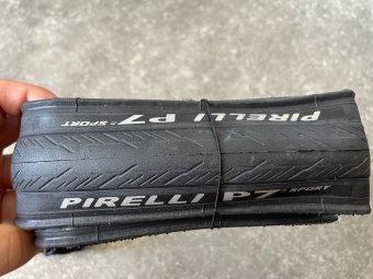 Prodám: Pirelli P7™ Sport 700x26C plášť, kevlar - bazar - Bike-forum.cz