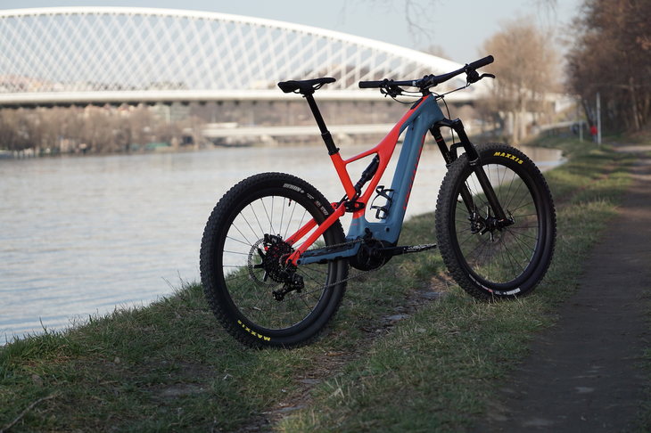 Specialized Levo Expert 2019 - Fotky - Bike-forum.cz